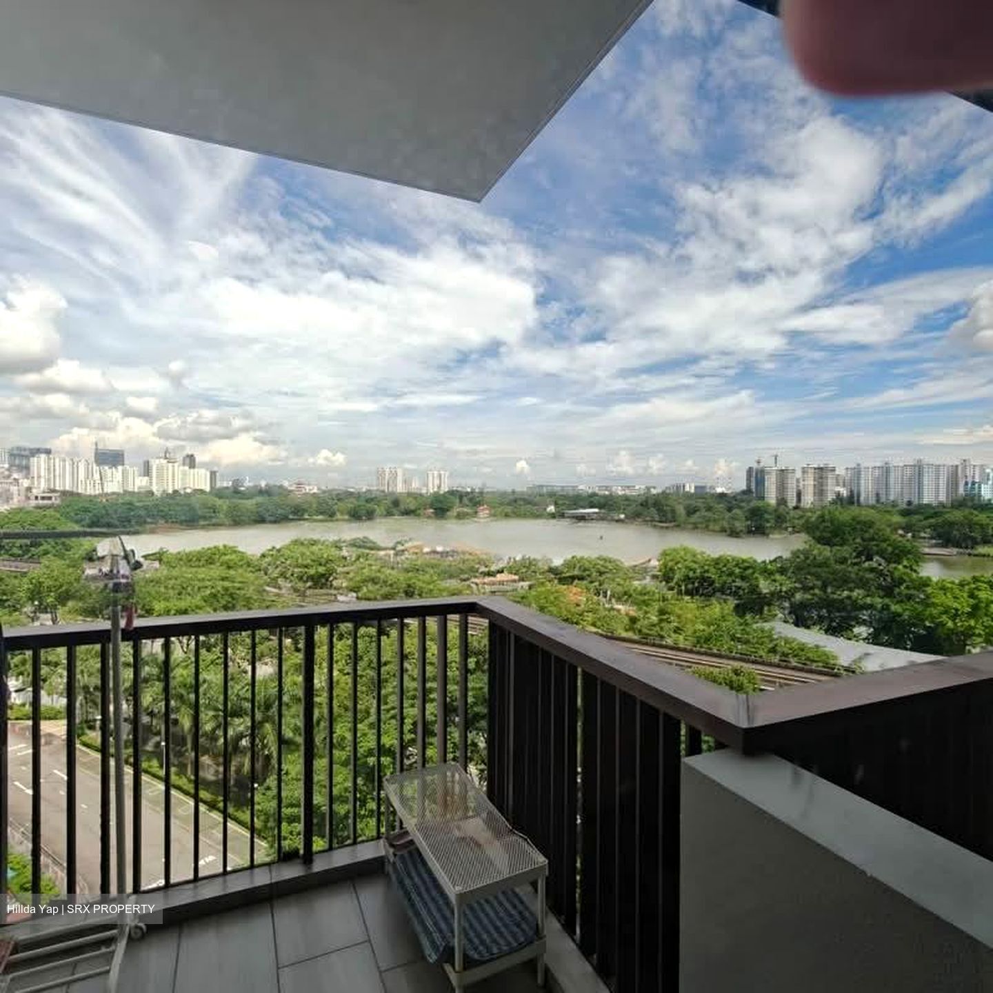 Lakeville (D22), Condominium #570261831